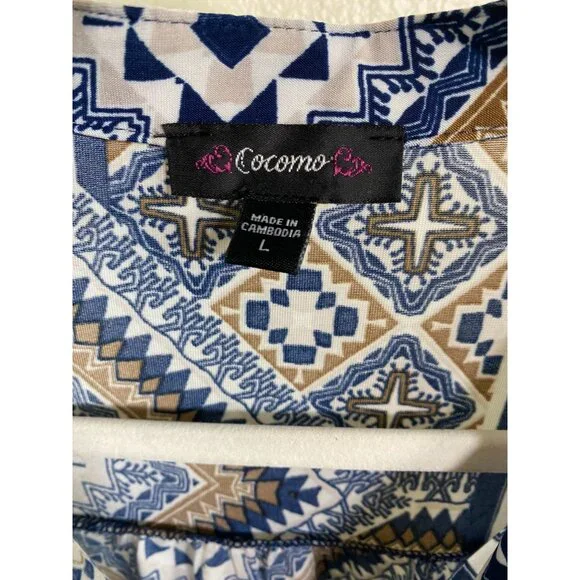 SOLD💙Cocomo Top Women Size Large Blue White Geometric Blouse Stretch 3/4 Sleeves - Picture 3 of 16